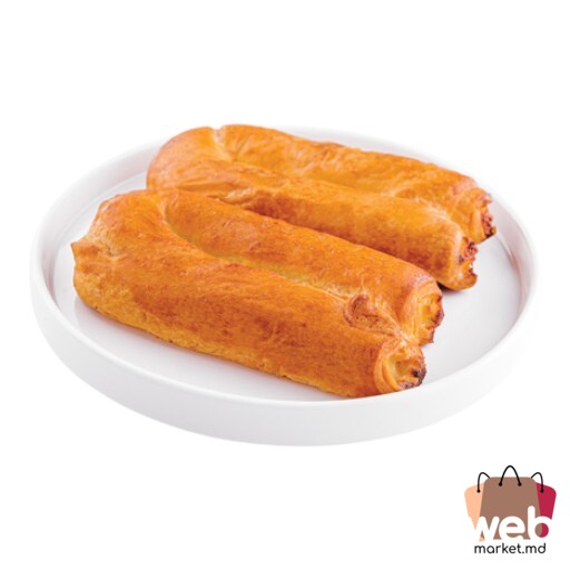 Plăcintă cu brânză țărănească kg BONUS